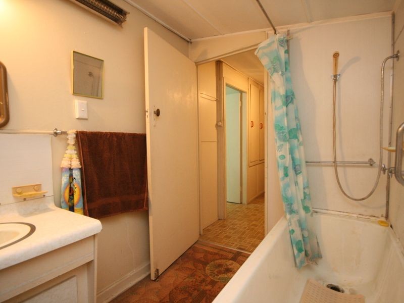 150 Wellington Road, East Brisbane QLD 4169