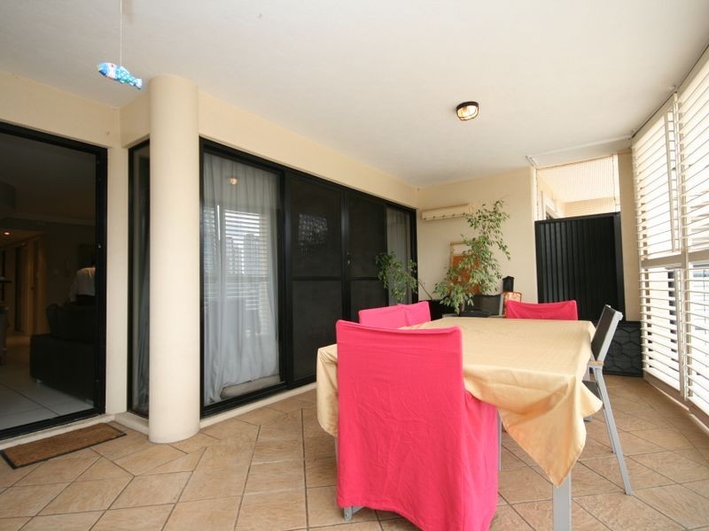 305/36 Macdonald Street, Kangaroo Point QLD 4169