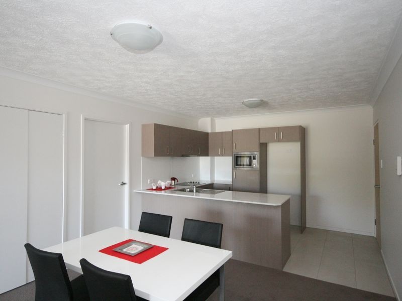 135 Cavendish Road, Coorparoo QLD 4151