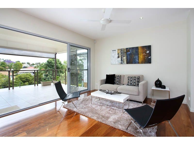 31 Gristock Street, Coorparoo QLD 4151