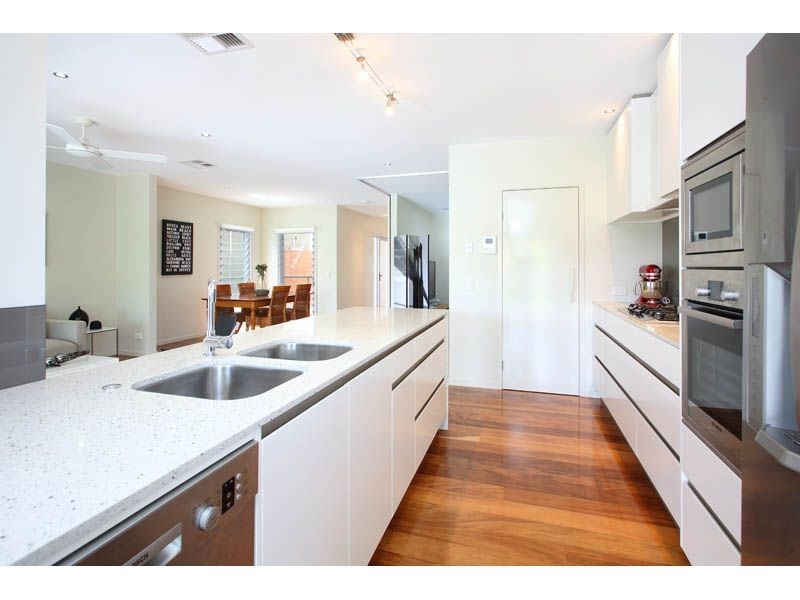 31 Gristock Street, Coorparoo QLD 4151