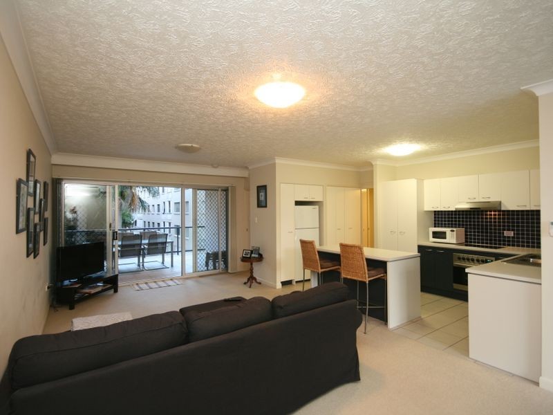 2/19 Thorn Street, Kangaroo Point QLD 4169