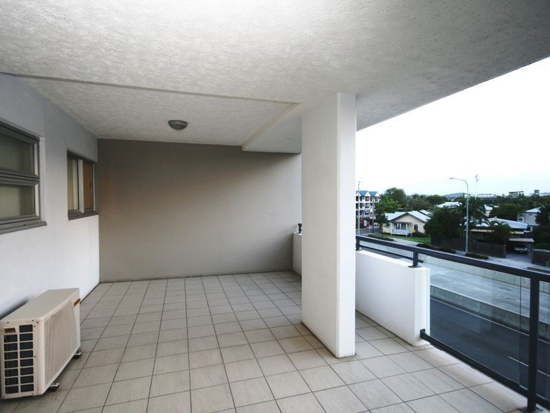 2/19 Thorn Street, Kangaroo Point QLD 4169