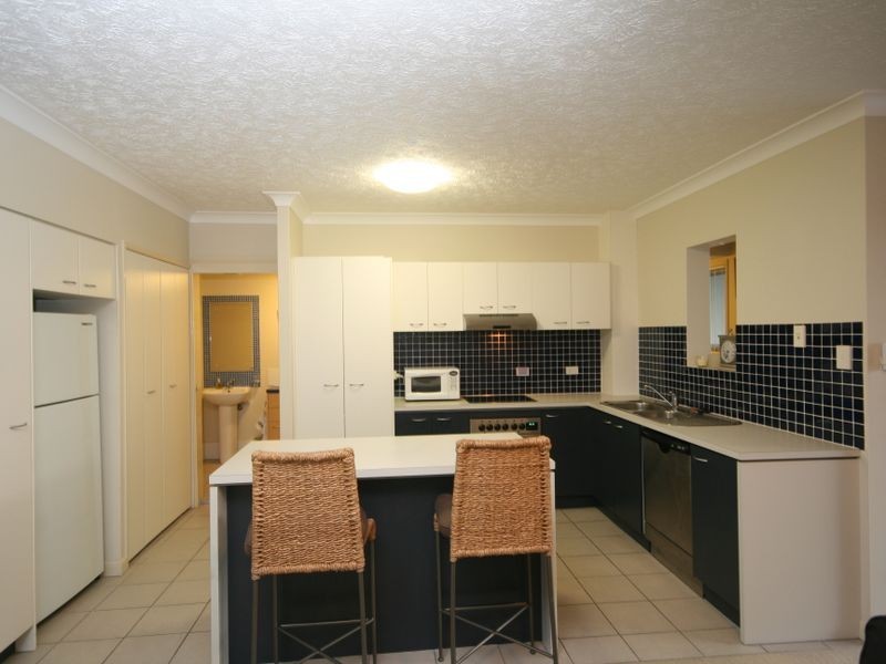 2/19 Thorn Street, Kangaroo Point QLD 4169
