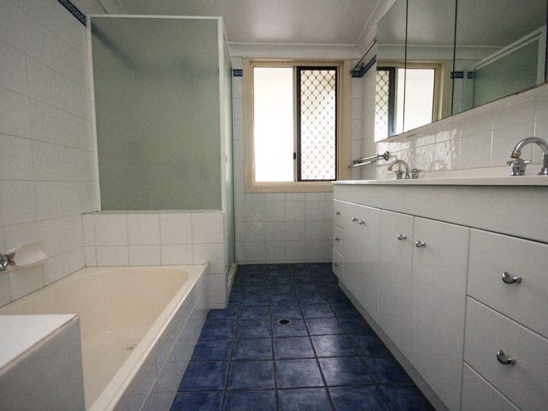 22 Barker Street, East Brisbane QLD 4169