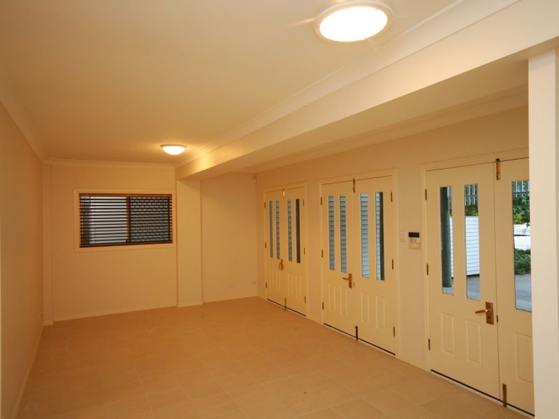 22 Barker Street, East Brisbane QLD 4169