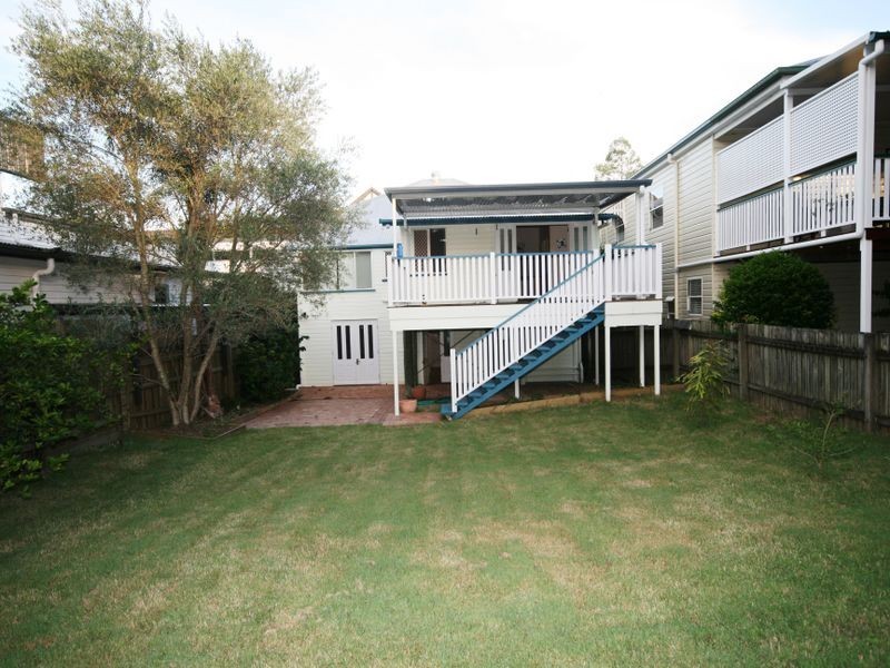 22 Barker Street, East Brisbane QLD 4169