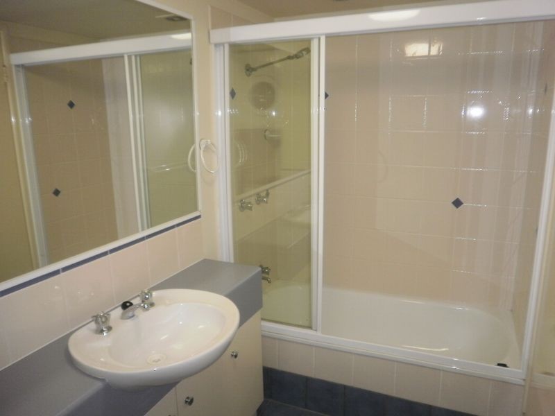 8/219 Wellington Road, East Brisbane QLD 4169