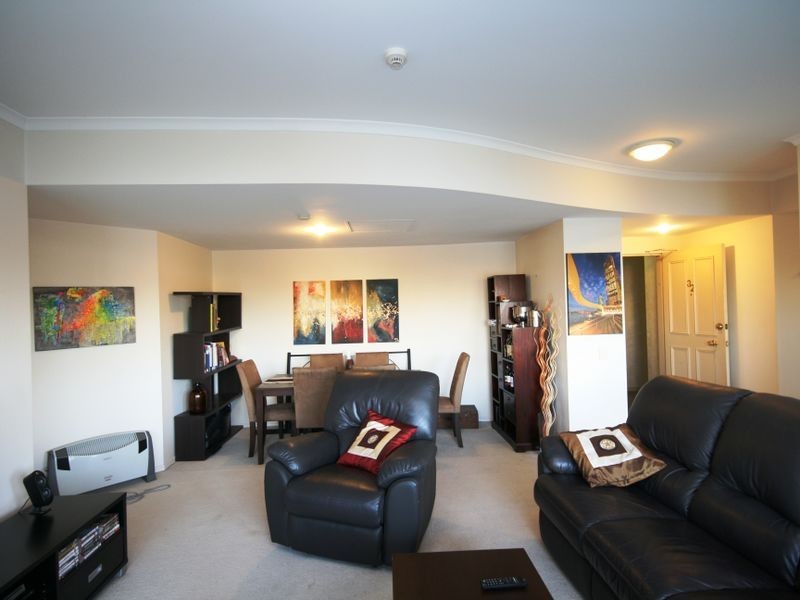 32/10-16 Goodwin St, Kangaroo Point QLD 4169