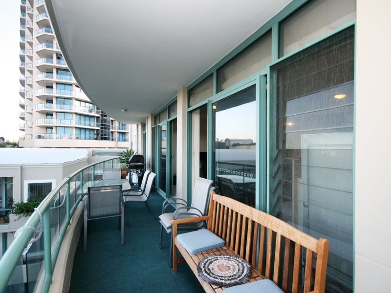 32/10-16 Goodwin St, Kangaroo Point QLD 4169