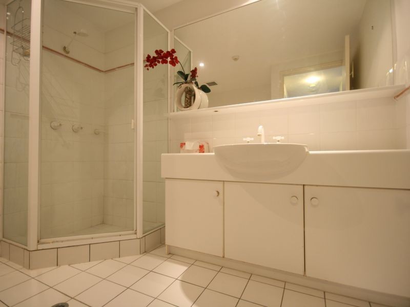 32/10-16 Goodwin St, Kangaroo Point QLD 4169