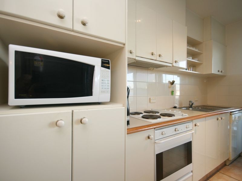 32/10-16 Goodwin St, Kangaroo Point QLD 4169