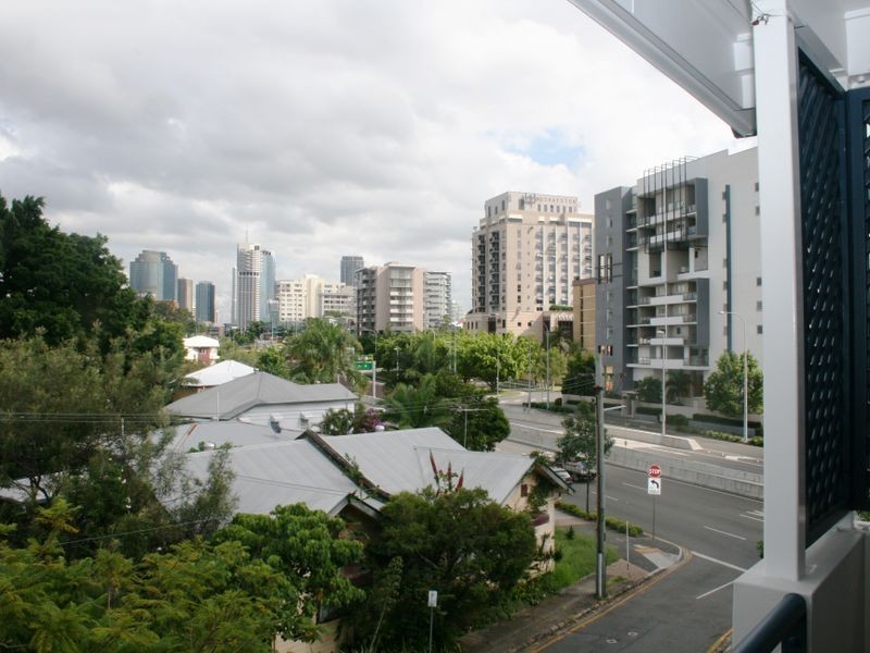 21/249 Shafston Avenue, Kangaroo Point QLD 4169