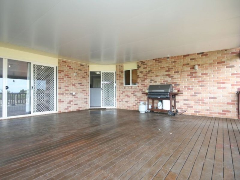 83 Greenhills Drive, Blackbutt QLD 4306