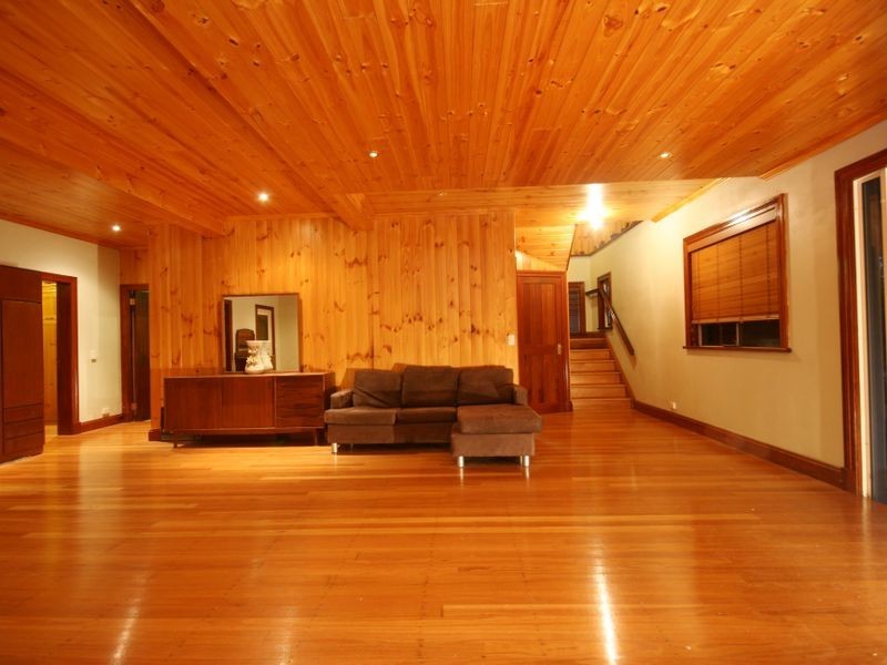 18 Rosslyn Street, East Brisbane QLD 4169