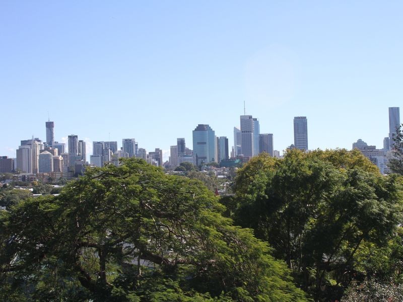 18 Rosslyn Street, East Brisbane QLD 4169