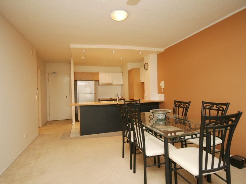 56/15 Goodwin Street, Kangaroo Point QLD 4169