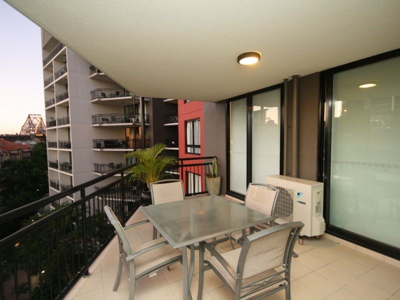 56/15 Goodwin Street, Kangaroo Point QLD 4169
