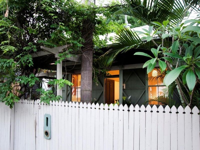 3 Chorlton Street, East Brisbane QLD 4169