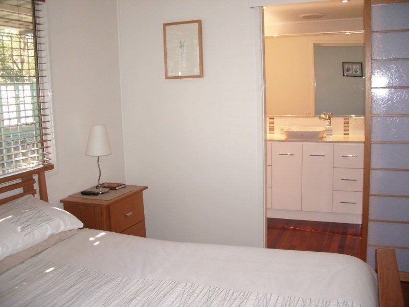 6 Didsbury Street, East Brisbane QLD 4169