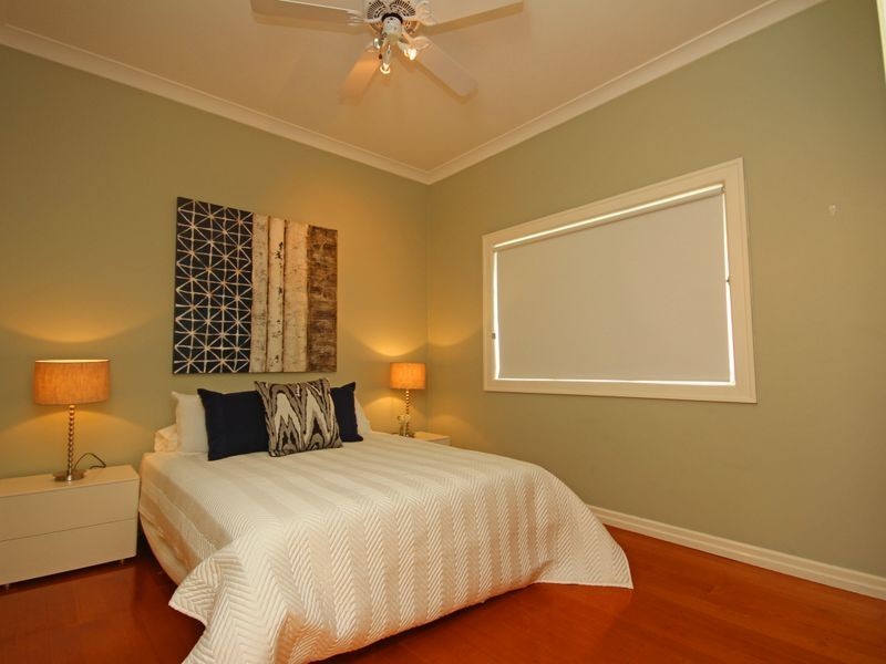 30 Barker Street, East Brisbane QLD 4169