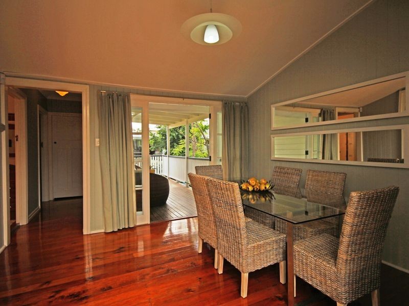 30 Barker Street, East Brisbane QLD 4169