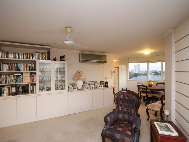 25/57 Lambert Street, Kangaroo Point QLD 4169