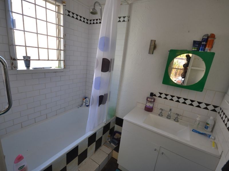 36 Longlands Street, East Brisbane QLD 4169