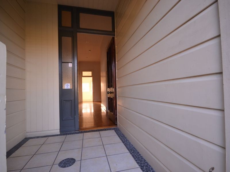 128 Lytton Road, East Brisbane QLD 4169