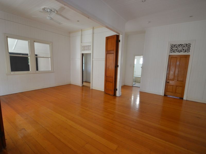 128 Lytton Road, East Brisbane QLD 4169