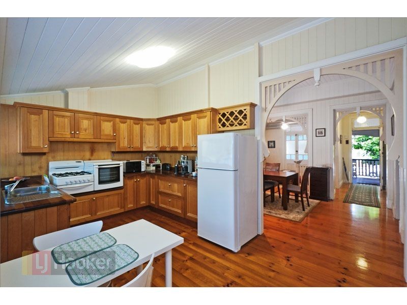 86 Linton Street, Kangaroo Point QLD 4169