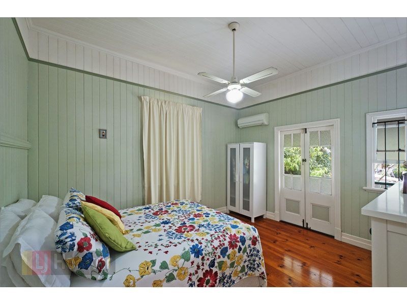 86 Linton Street, Kangaroo Point QLD 4169