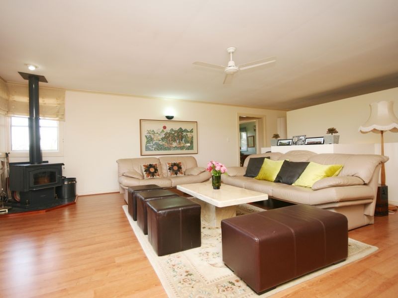 25 Picasso Street, Carina QLD 4152