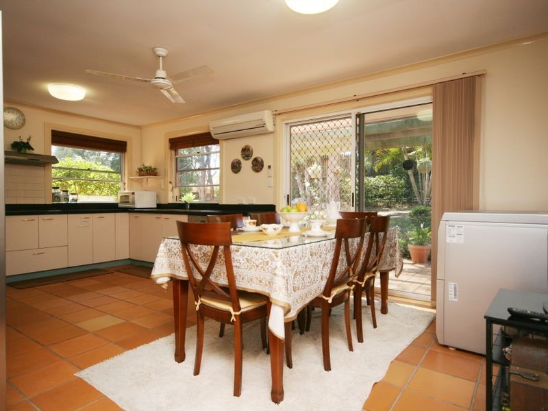 25 Picasso Street, Carina QLD 4152