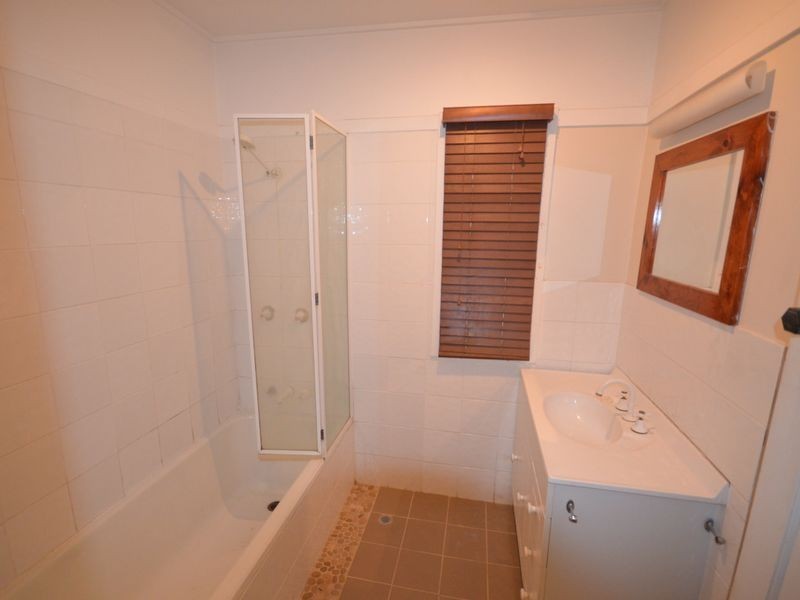 641 Old Cleveland Road, Camp Hill QLD 4152