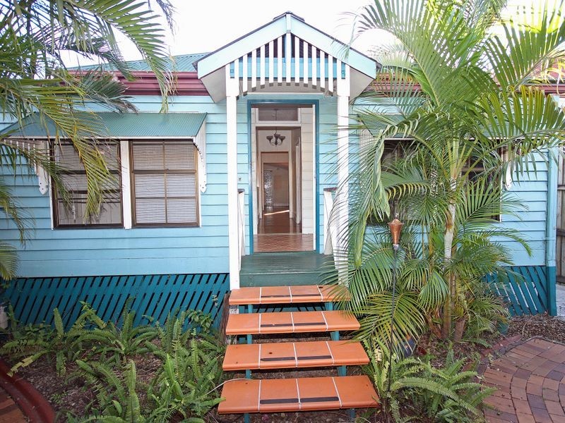 10 Elfin Street, East Brisbane QLD 4169