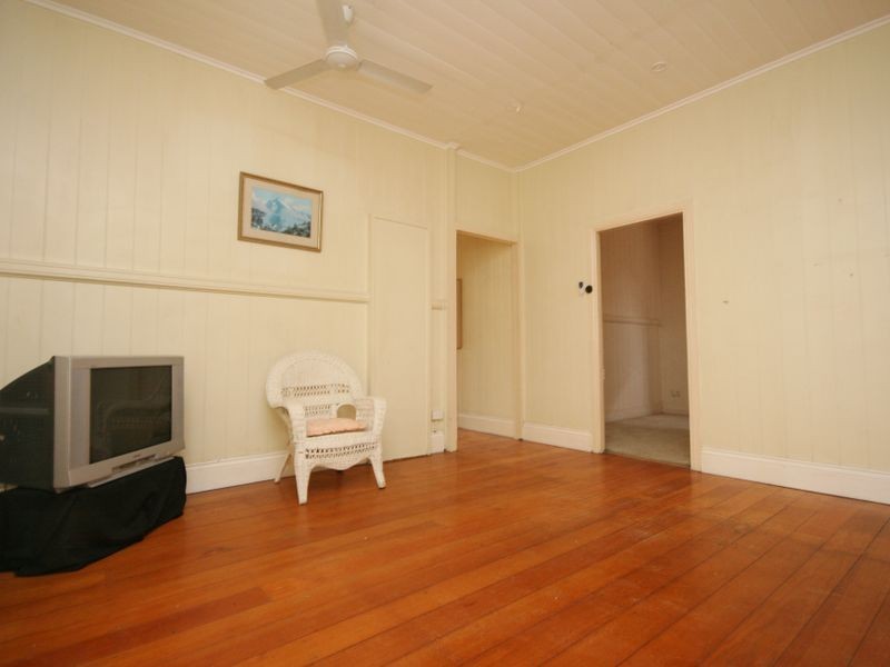 10 Elfin Street, East Brisbane QLD 4169