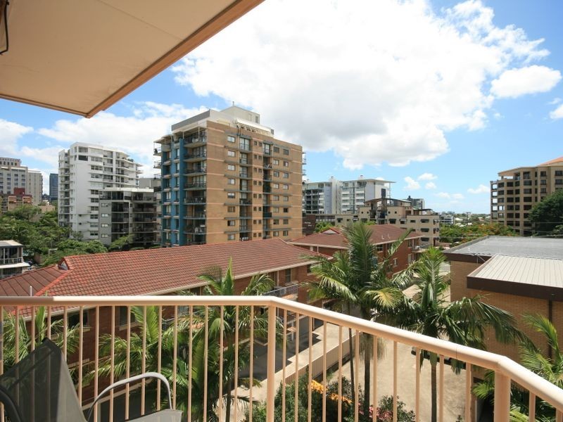 21/234 Shafston Avenue, Kangaroo Point QLD 4169