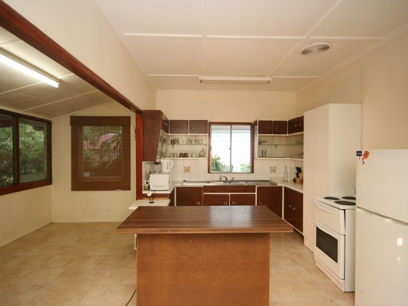 33 Northcote Street, East Brisbane QLD 4169