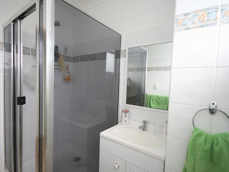 12/63 Northcote Street, East Brisbane QLD 4169