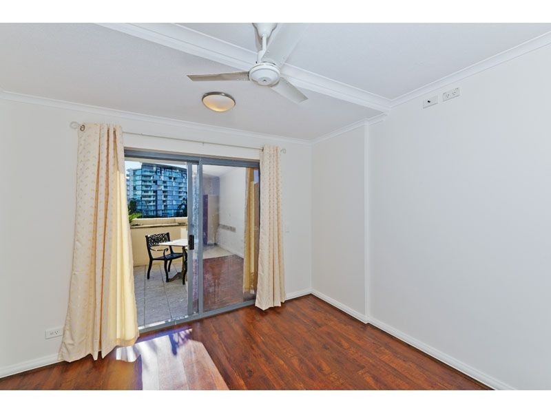 413/9 Castlebar Street, Kangaroo Point QLD 4169
