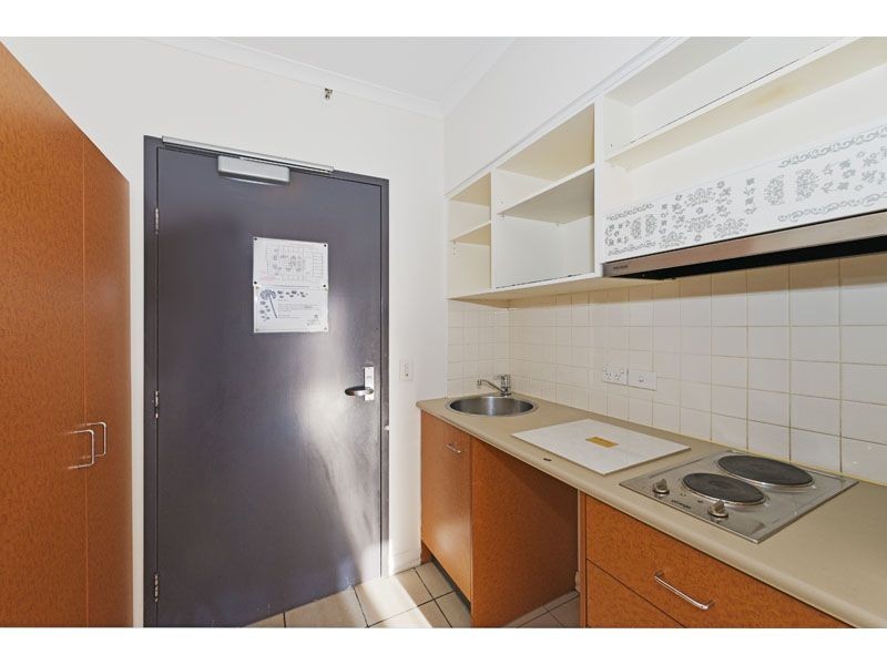 413/9 Castlebar Street, Kangaroo Point QLD 4169