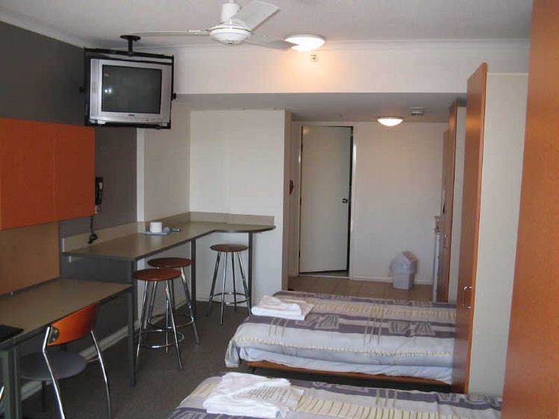 1113/9 Castlebar Street, Kangaroo Point QLD 4169