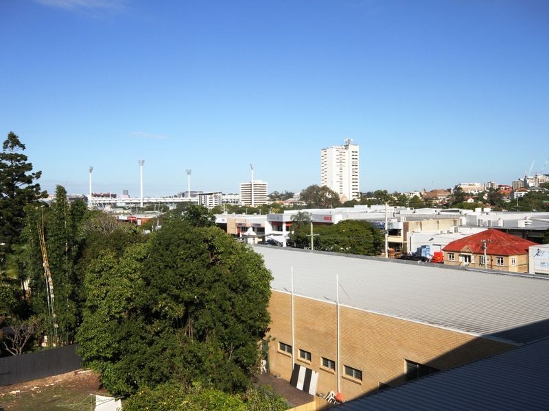 304/33 Lytton Road, East Brisbane QLD 4169