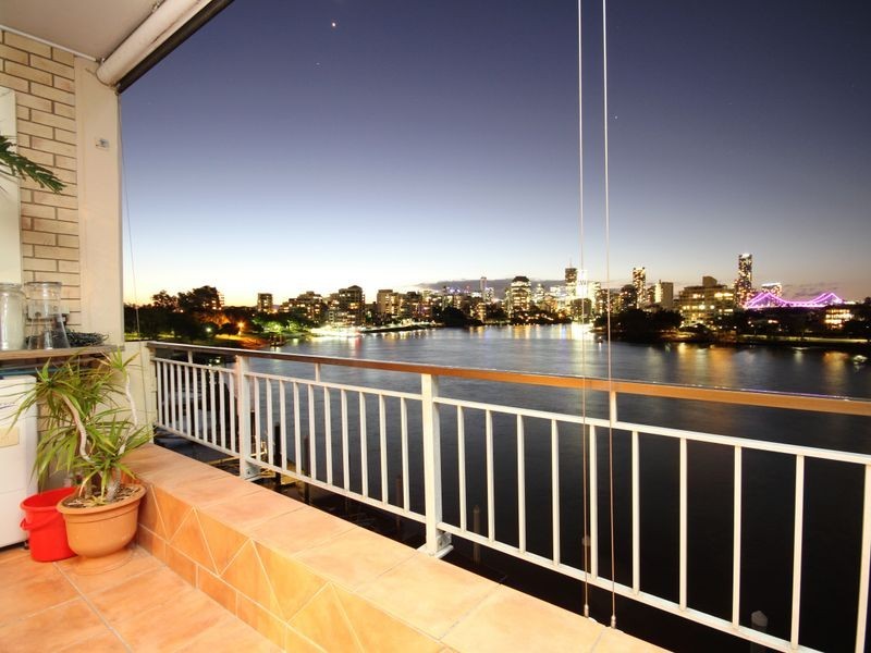 6/49 Laidlaw Parade, East Brisbane QLD 4169