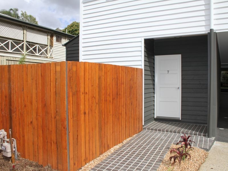 7/25 Balmoral Street, Hawthorne QLD 4171