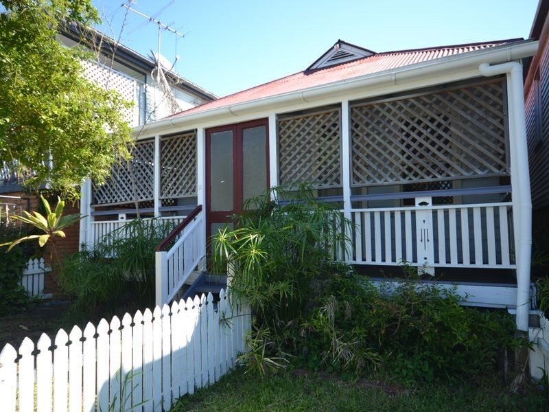 14 Potts Street, East Brisbane QLD 4169