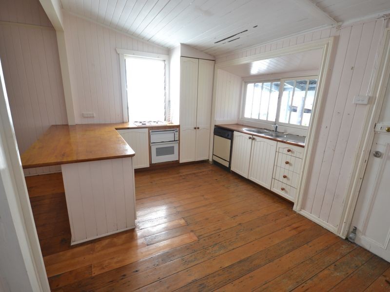 14 Potts Street, East Brisbane QLD 4169