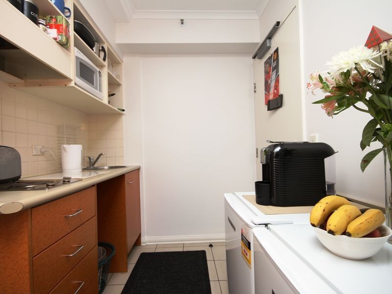 922/9 Castlebar Street, Kangaroo Point QLD 4169