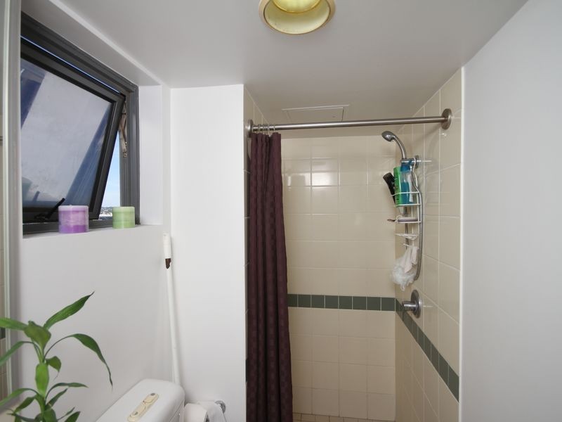922/9 Castlebar Street, Kangaroo Point QLD 4169